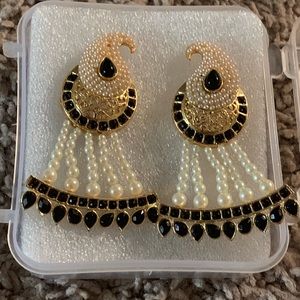 Pearl earrings